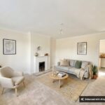 Queens Square, Stone, ST15