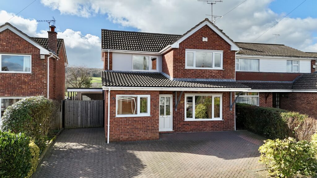 Aynsley Close, Cheadle, ST10