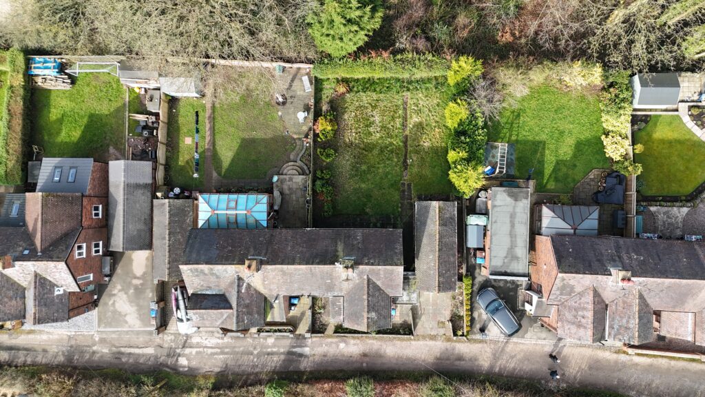 Hurstons Lane, Alton, ST10