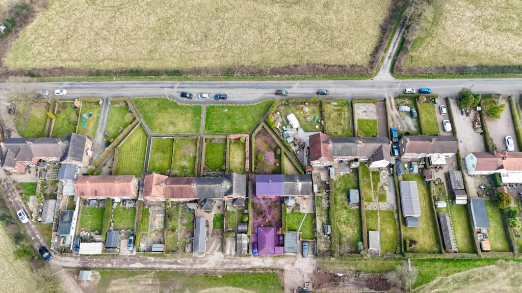 Moss Lane, Hilderstone, ST15