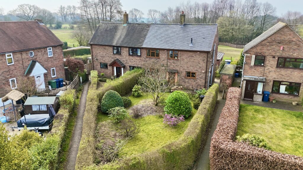 Moss Lane, Hilderstone, ST15