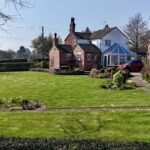Cross Gate, Hilderstone, ST15