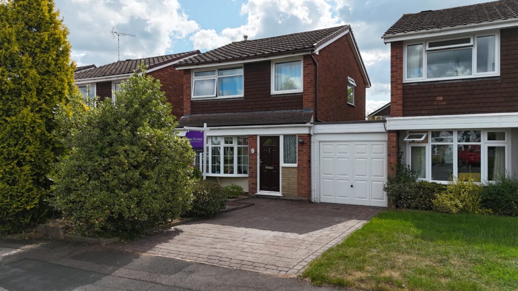 Morland Close, Stone, ST15