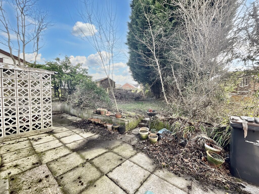 Salander Crescent, Wistaston