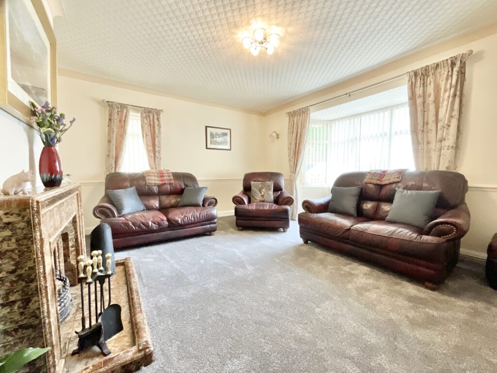 Woodhouse Lane, Haughton, ST18