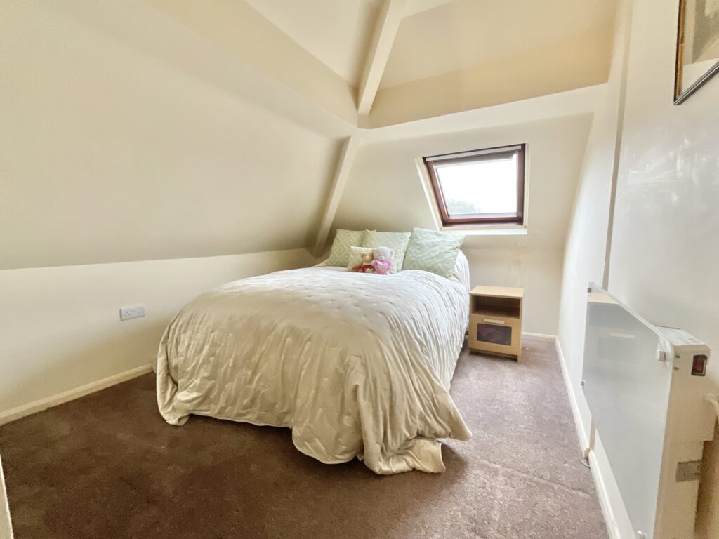 Woodhouse Lane, Haughton, ST18