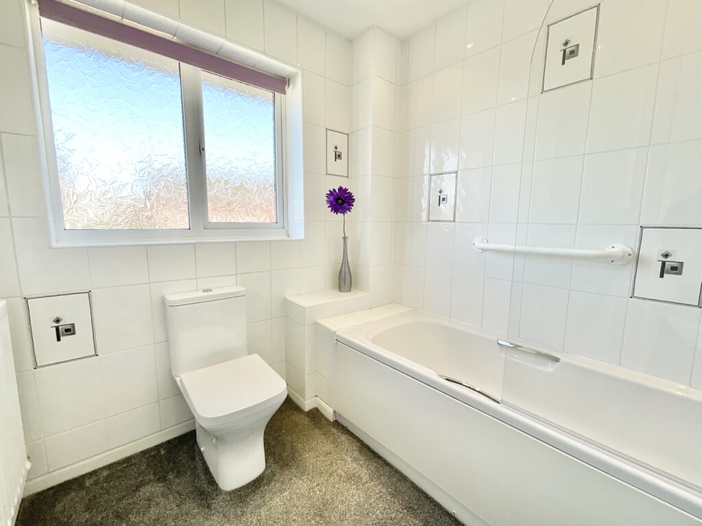 Parsons Drive, Gnosall, ST20