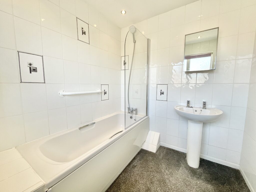 Parsons Drive, Gnosall, ST20