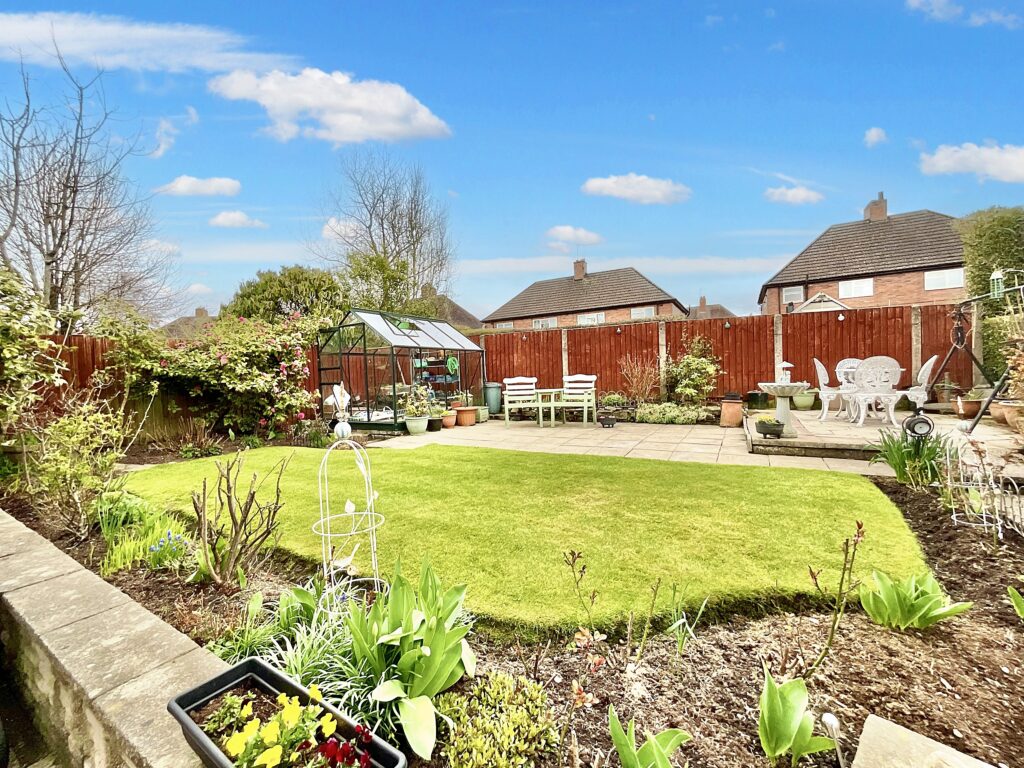 Churnet Valley Road, Kingsley Holt, ST10
