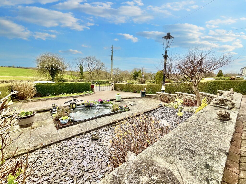 Churnet Valley Road, Kingsley Holt, ST10