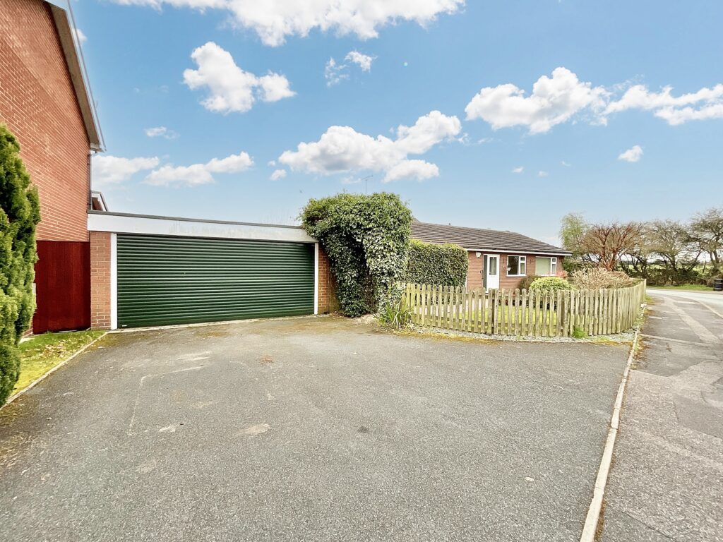 Meadow View, Yarnfield, ST15