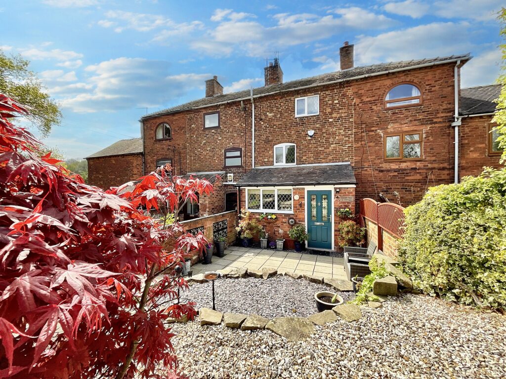 Outlanes, Meaford, ST15