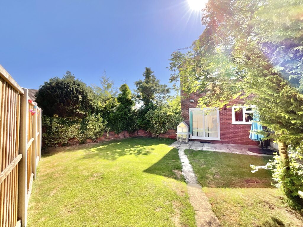 Market Fields, Eccleshall, ST21