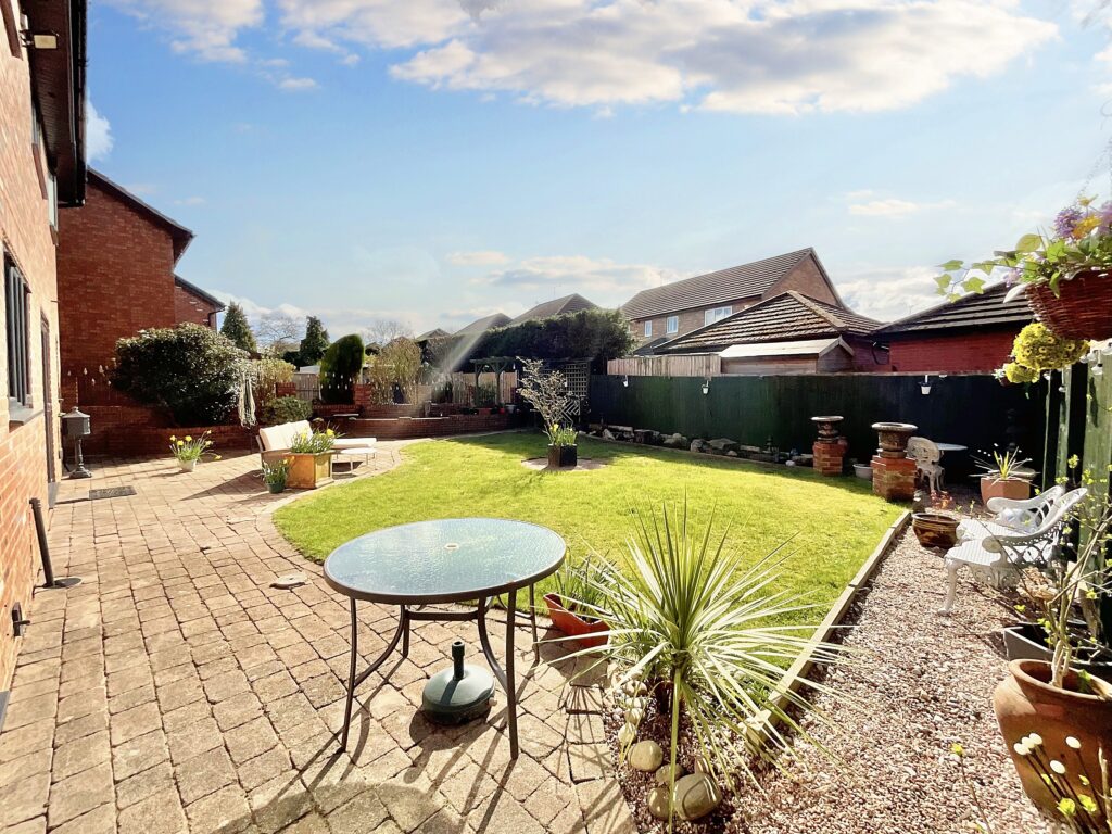 Danebower Road, Trentham, ST4