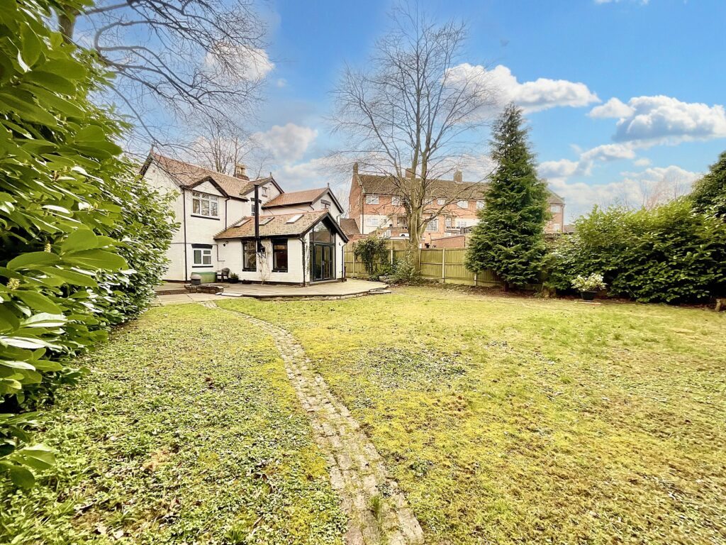 Station Road, Barlaston, ST12