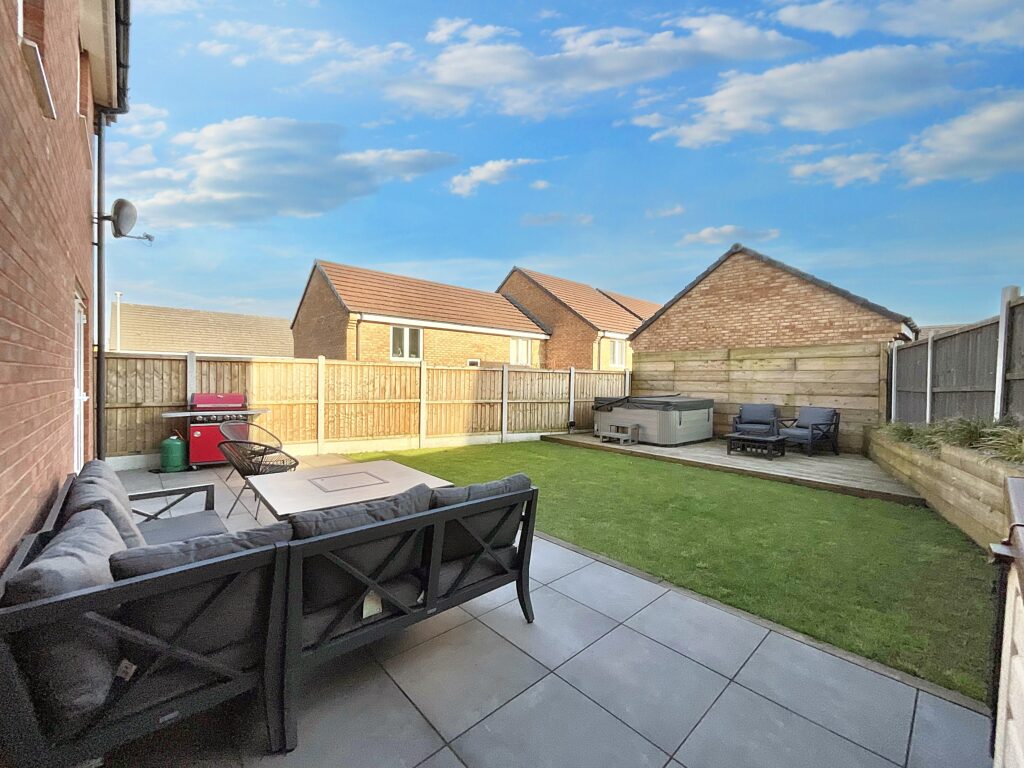 Canary Grove, Wolstanton, ST5