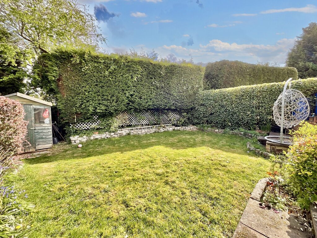 Tudor Close, Stone, ST15