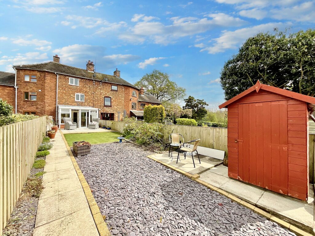Outlanes, Meaford, ST15