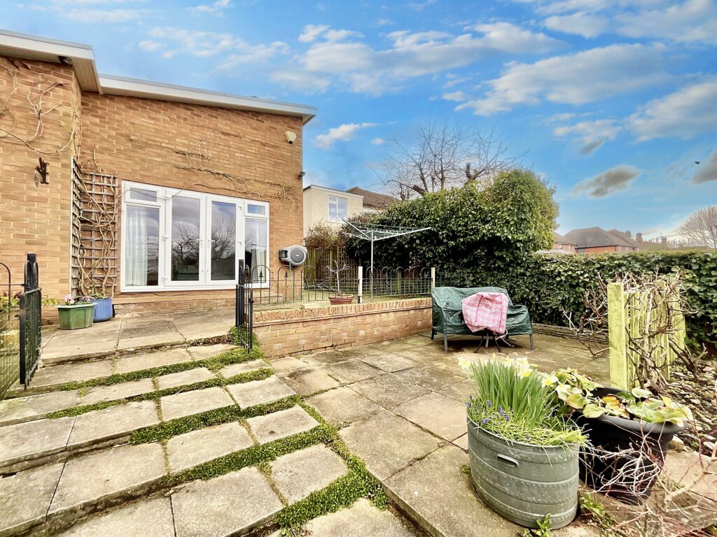 Lichfield Road, Stone, ST15