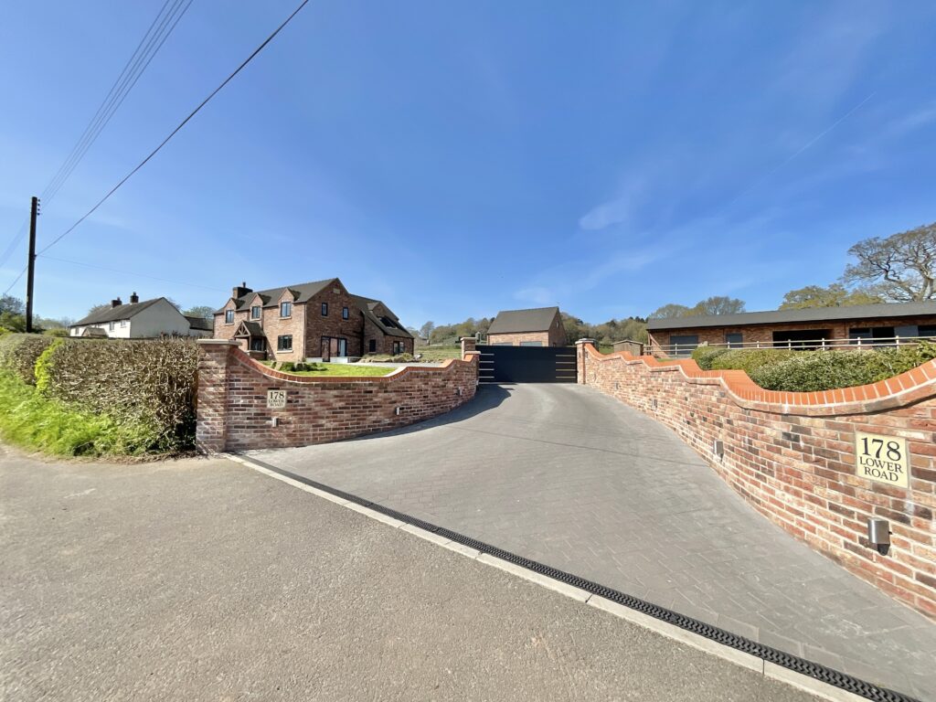 Lower Road, Hookgate, TF9