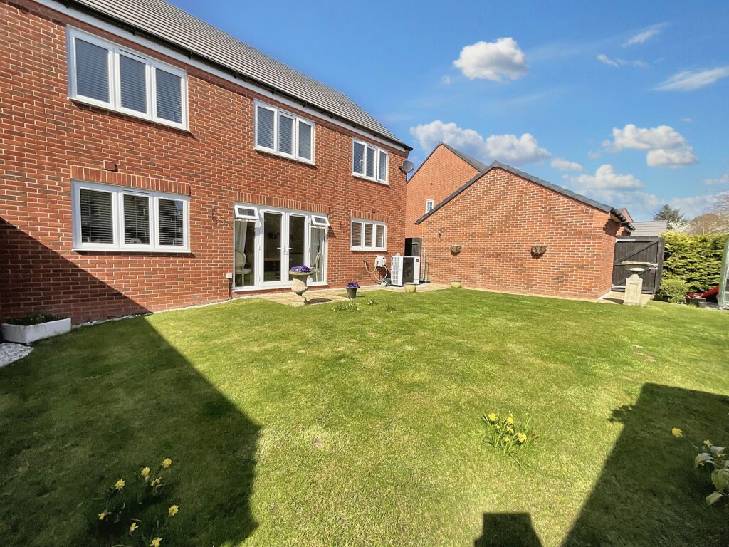Weaver Brook Way, Wrenbury, CW5