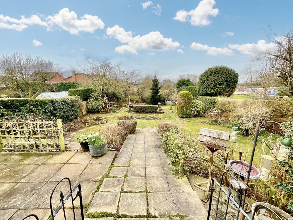 Lichfield Road, Stone, ST15