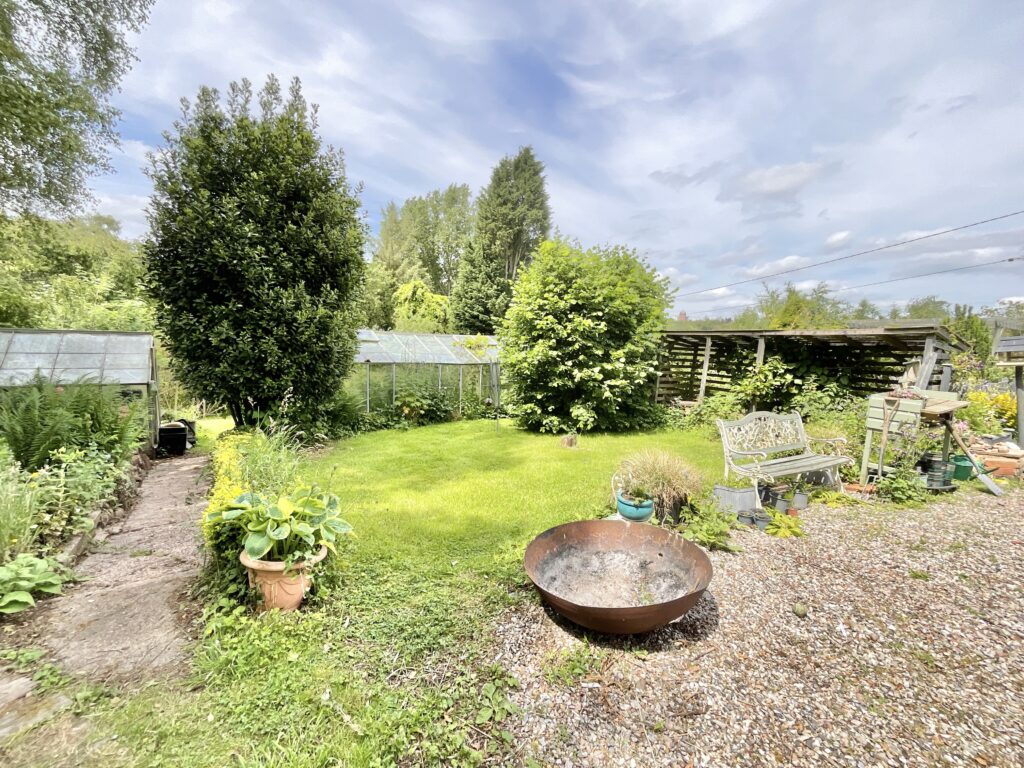 Woodwall Green, Croxton, ST21