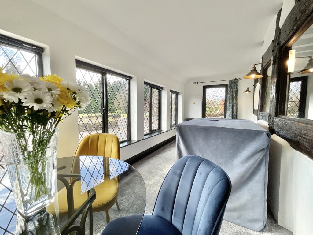 Knighton, Stafford, ST20