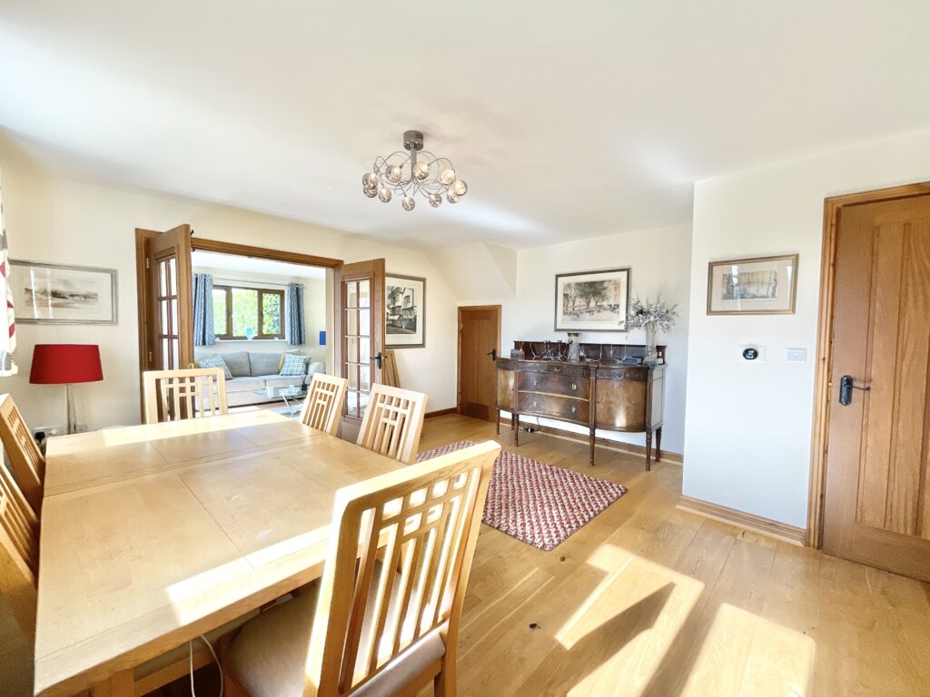 Top Lane, Beech, ST4