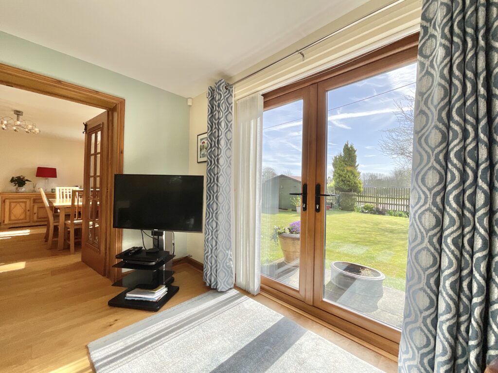 Top Lane, Beech, ST4
