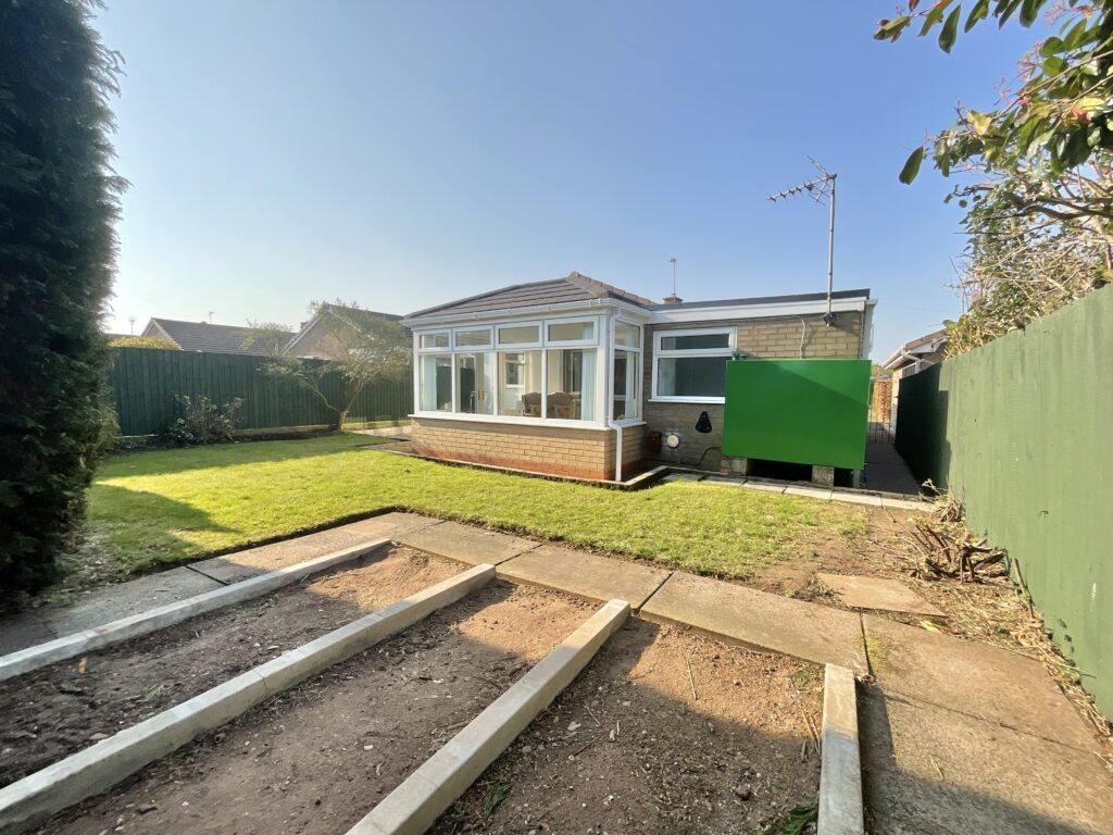 Lilac Close, Great Bridgeford, ST18