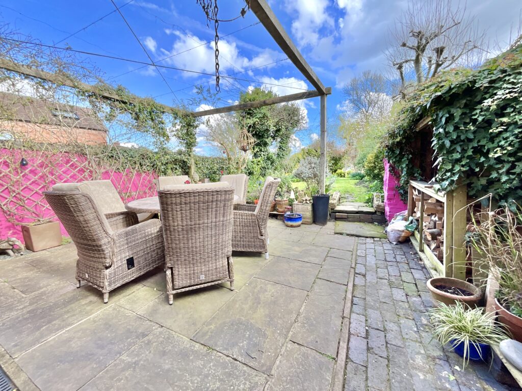 Stafford Street, Brewood, ST19