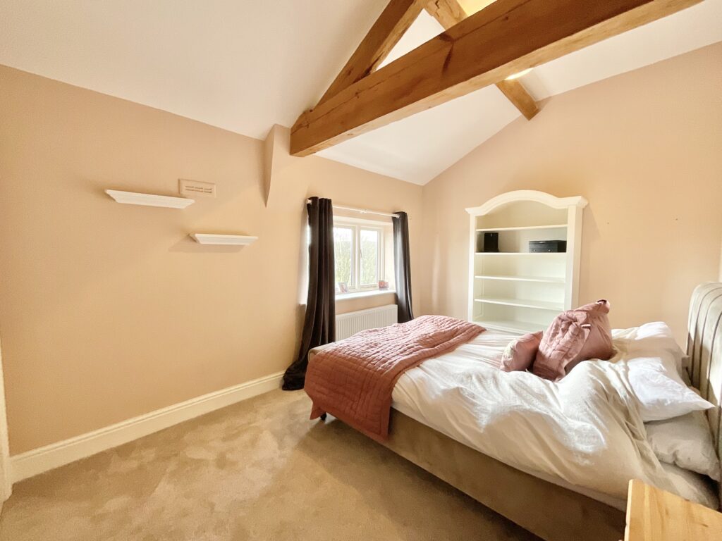 Tixall Court, Tixall, ST18