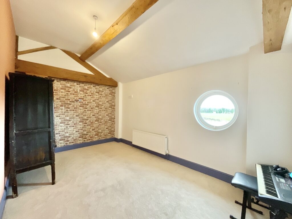 Tixall Court, Tixall, ST18