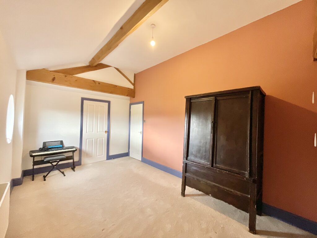 Tixall Court, Tixall, ST18