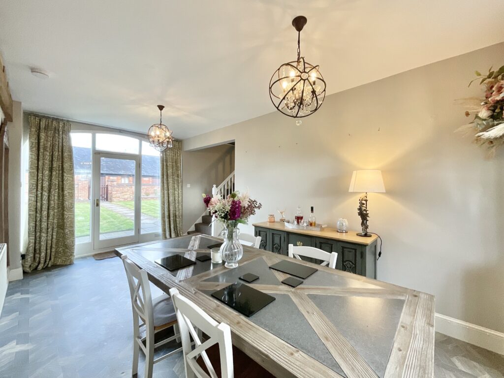 Tixall Court, Tixall, ST18