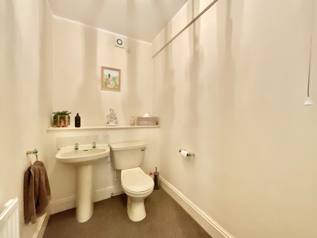 Tixall Court, Tixall, ST18