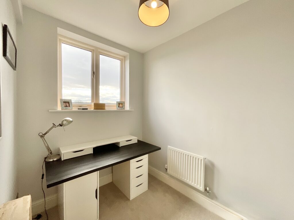 Tixall Court, Tixall, ST18