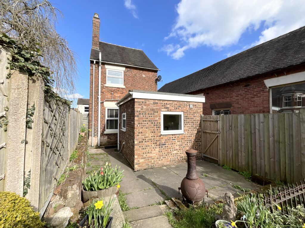 Charles Street, Cheadle, ST10