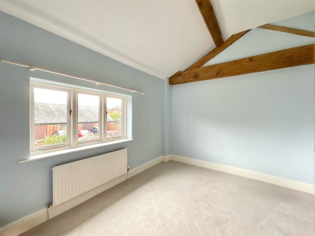 Tixall Court, Tixall, ST18