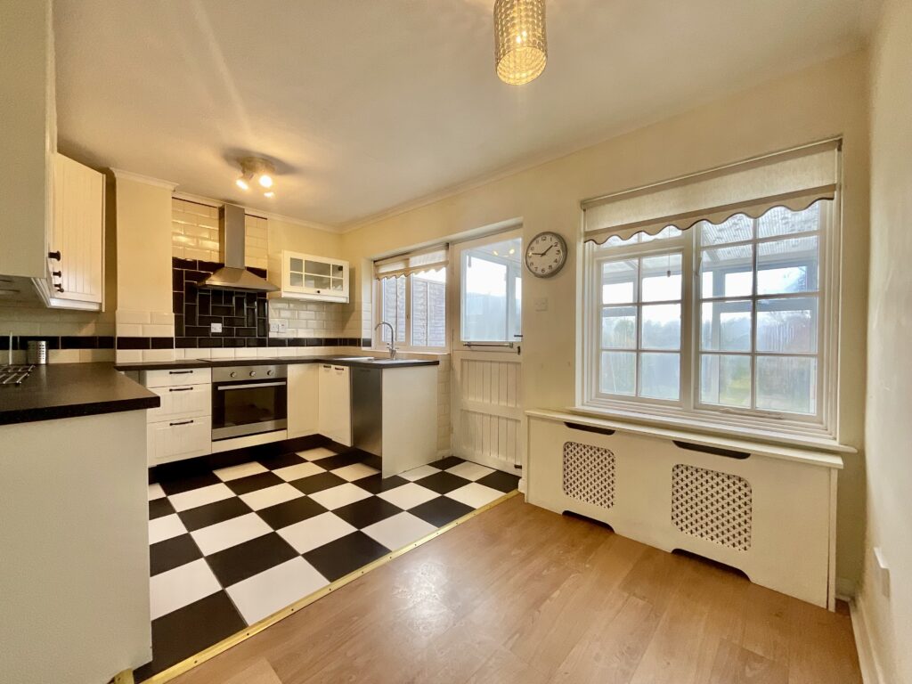 Tudor Court, Fulford, ST11