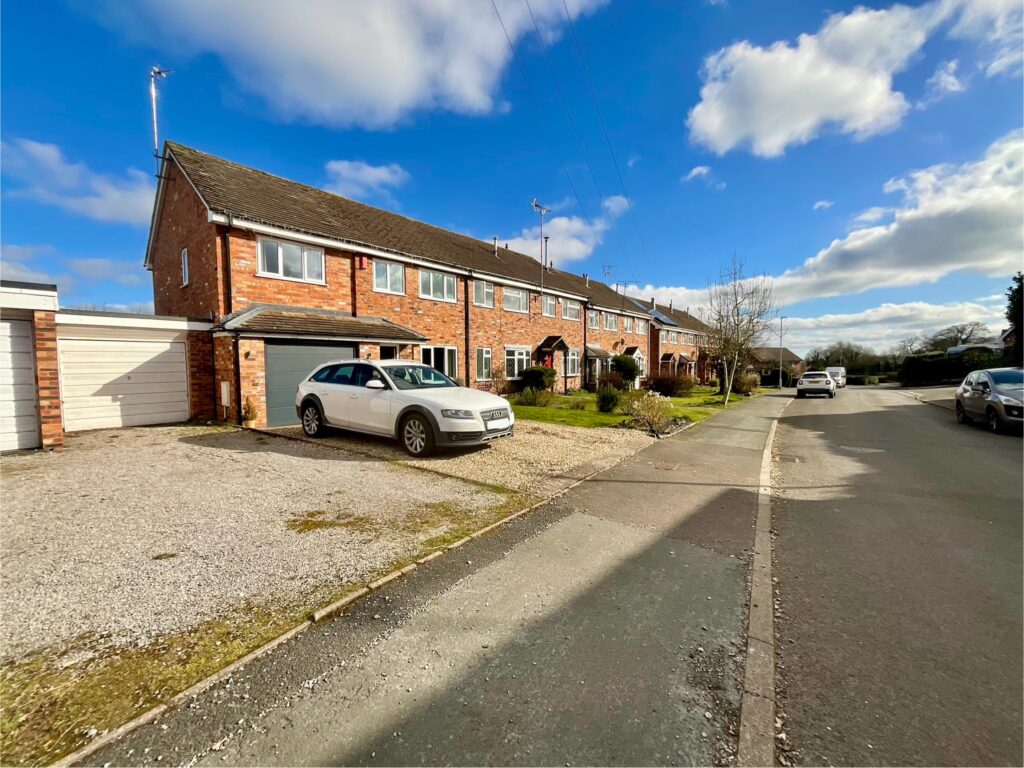 Tudor Court, Fulford, ST11