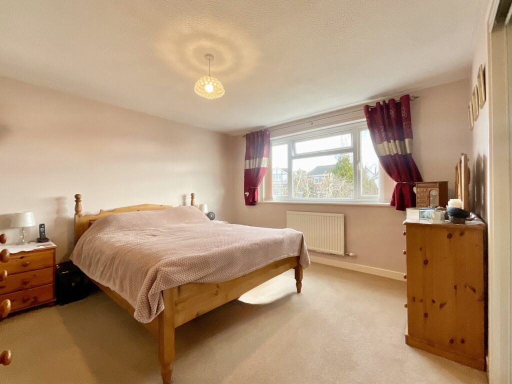 Cranmore Grove, Stone, ST15
