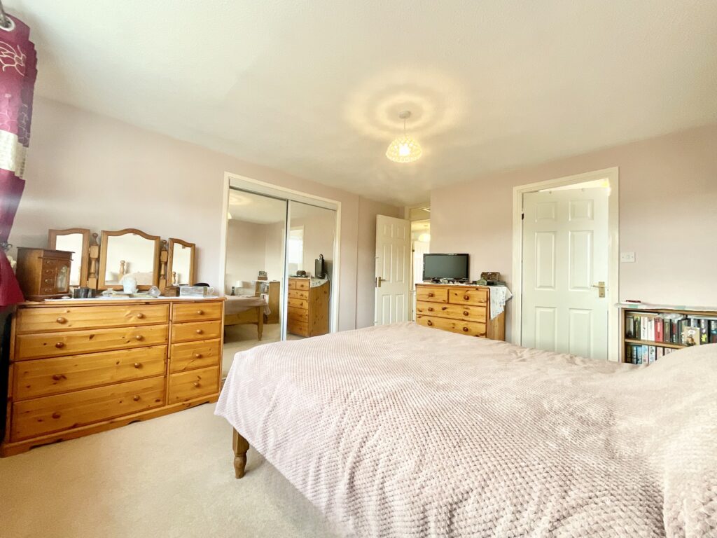 Cranmore Grove, Stone, ST15