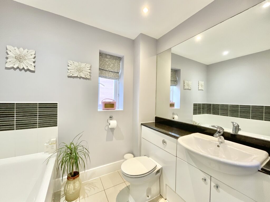 Harding Grove, Stone, ST15