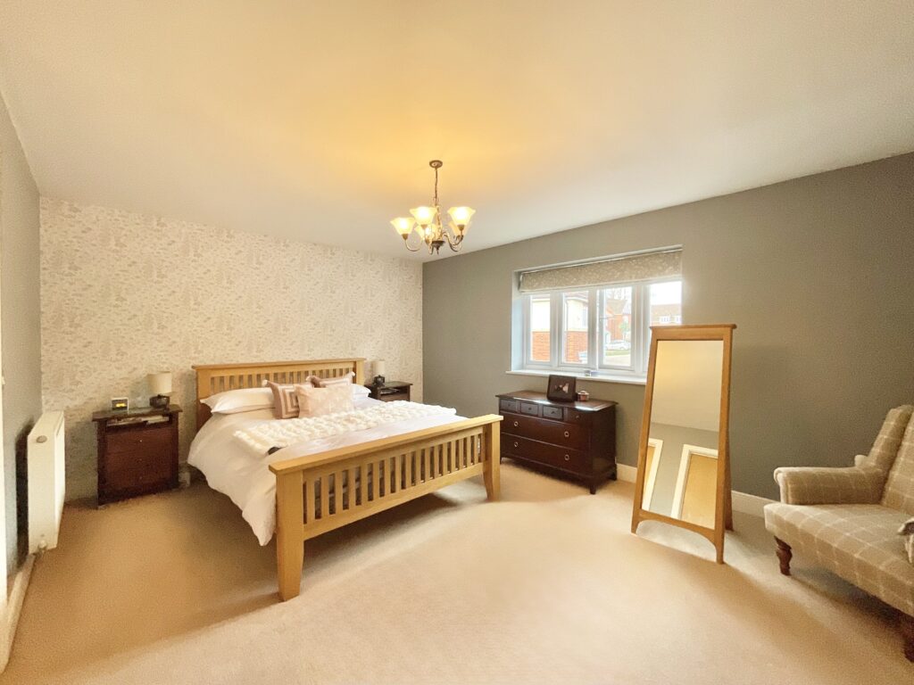 Harding Grove, Stone, ST15