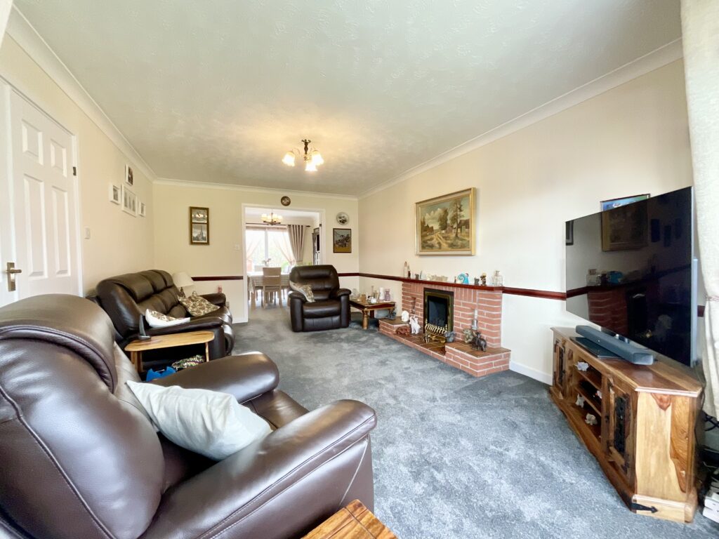Cranmore Grove, Stone, ST15