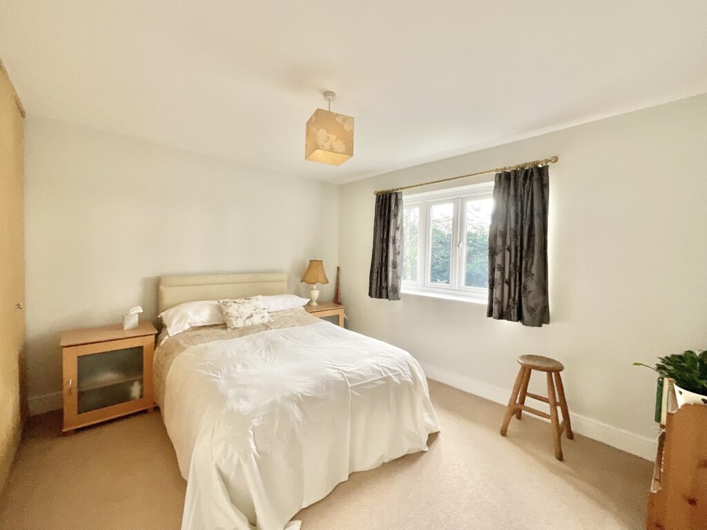 Harding Grove, Stone, ST15