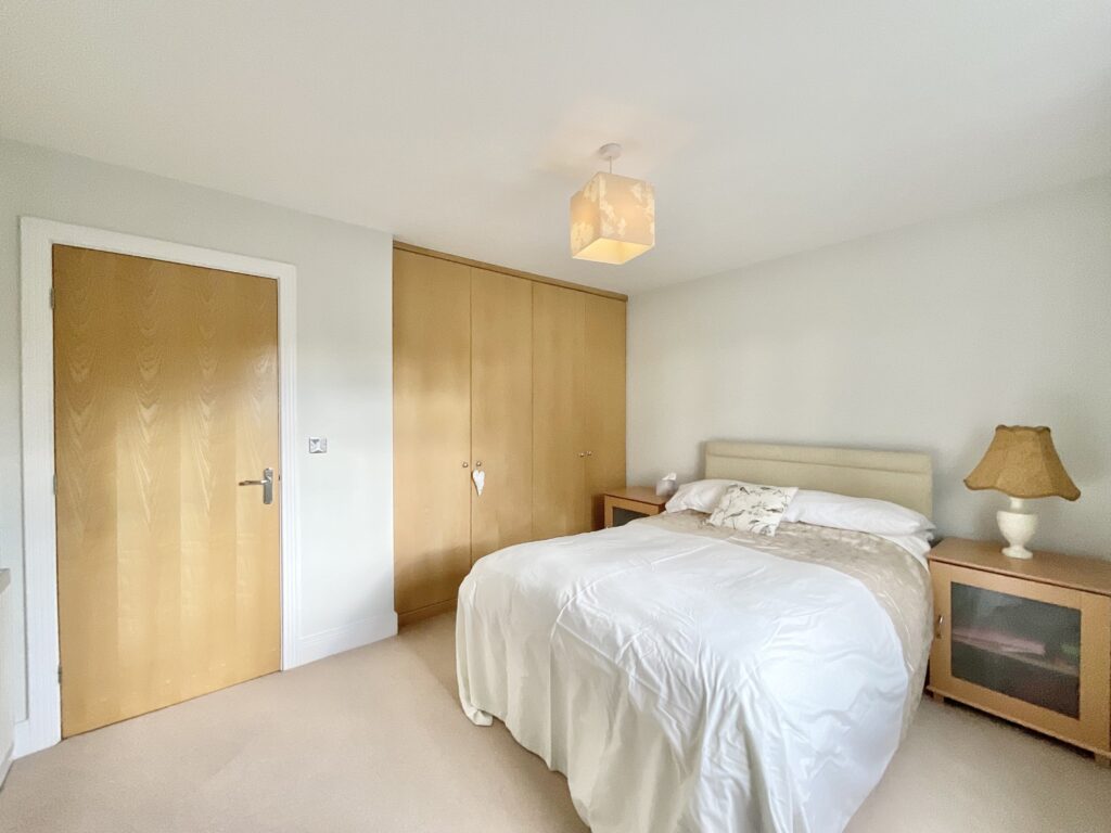 Harding Grove, Stone, ST15