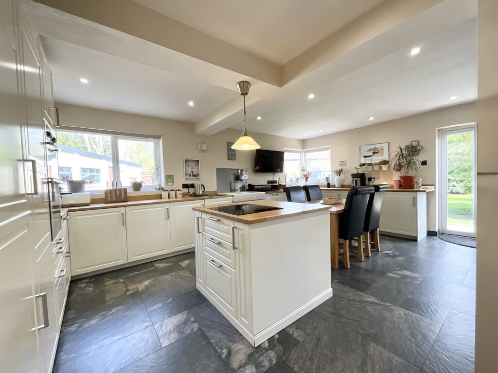 Crossfield Avenue, Blythe Bridge, ST11